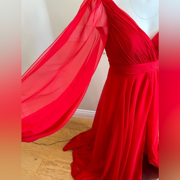 Mac Duggal Red Flowy One Sleeve Chiffon Gown Maxi Dress NWT 0 - Picture 6 of 12